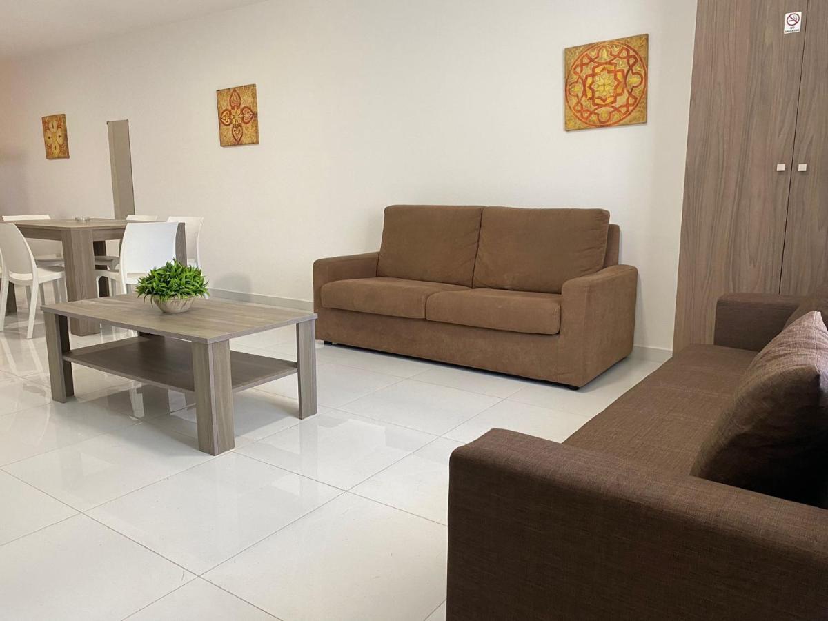 Sunrise Court Apartment Марсаскала Екстериор снимка