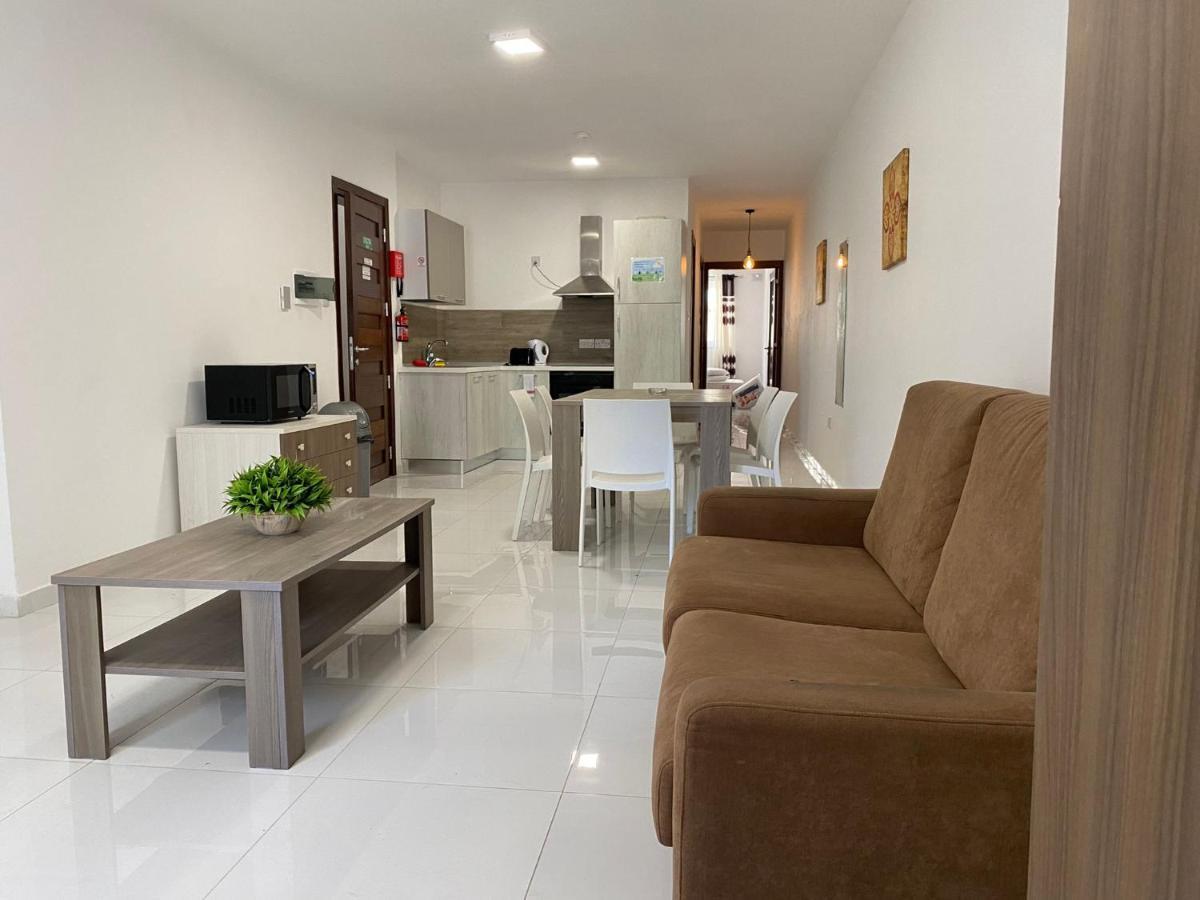 Sunrise Court Apartment Марсаскала Екстериор снимка