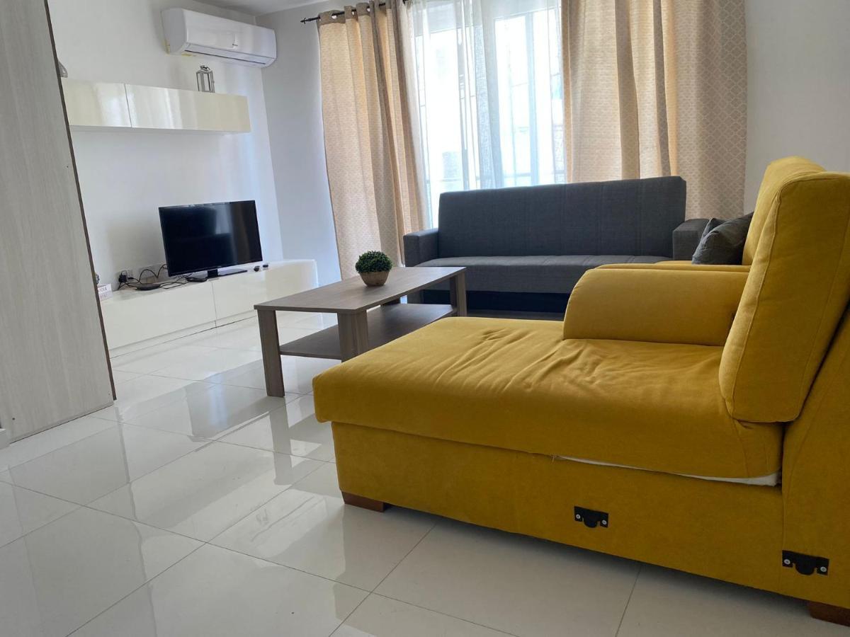 Sunrise Court Apartment Марсаскала Екстериор снимка