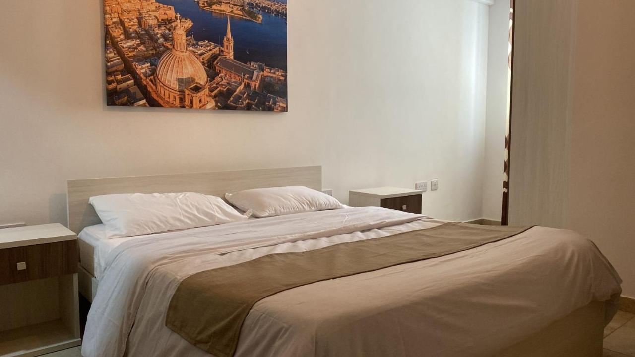 Sunrise Court Apartment Марсаскала Екстериор снимка
